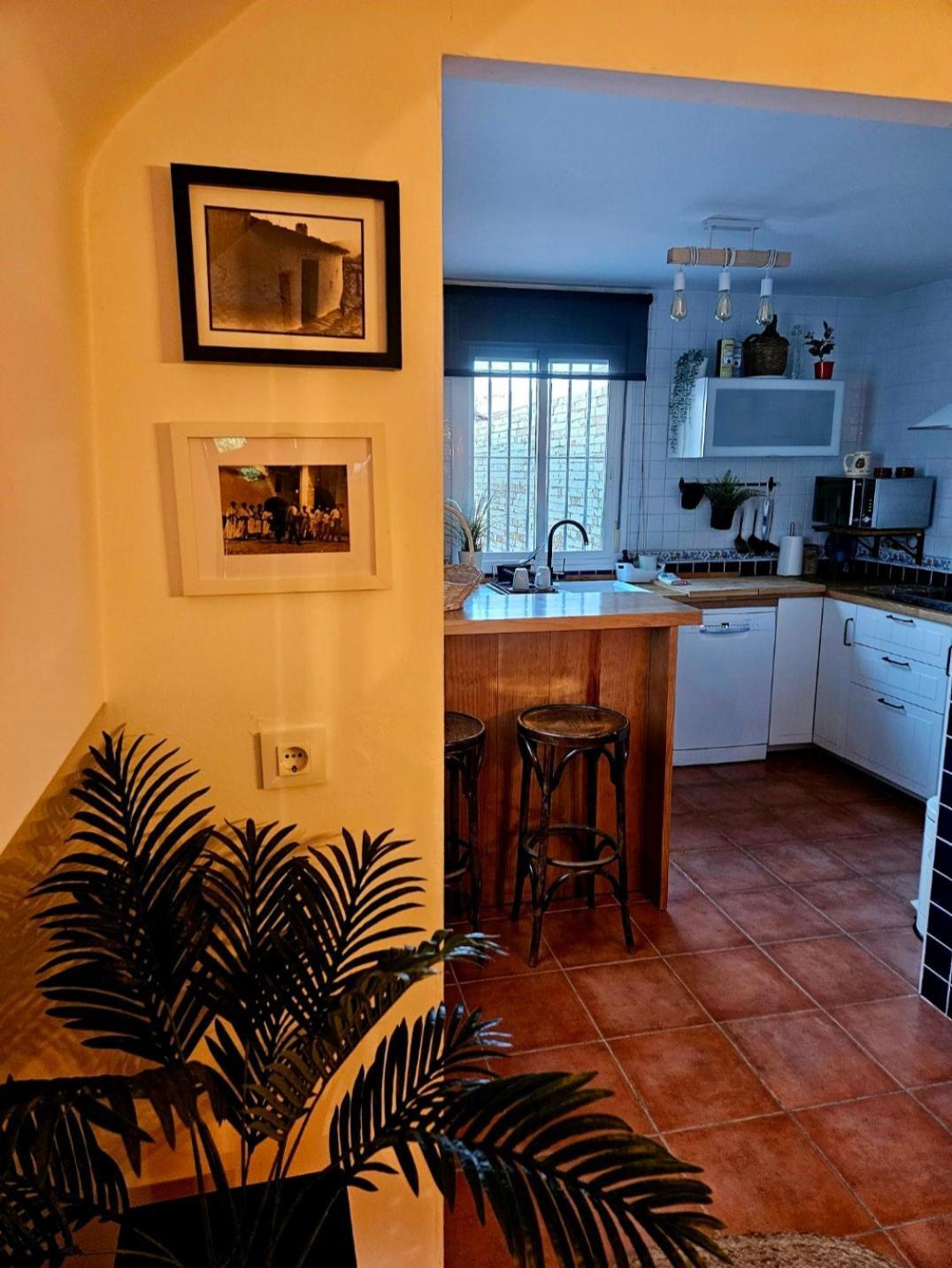 Willa La Casa Junto Al Sendero Del Rio & Piscina # Aire Acondicionado Los Romeros Zewnętrze zdjęcie